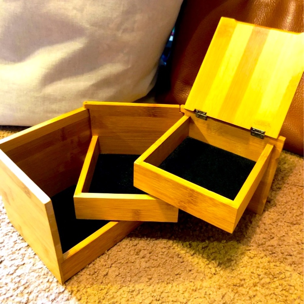 Umbra Cube Shaped Bamboo Jewelry Box